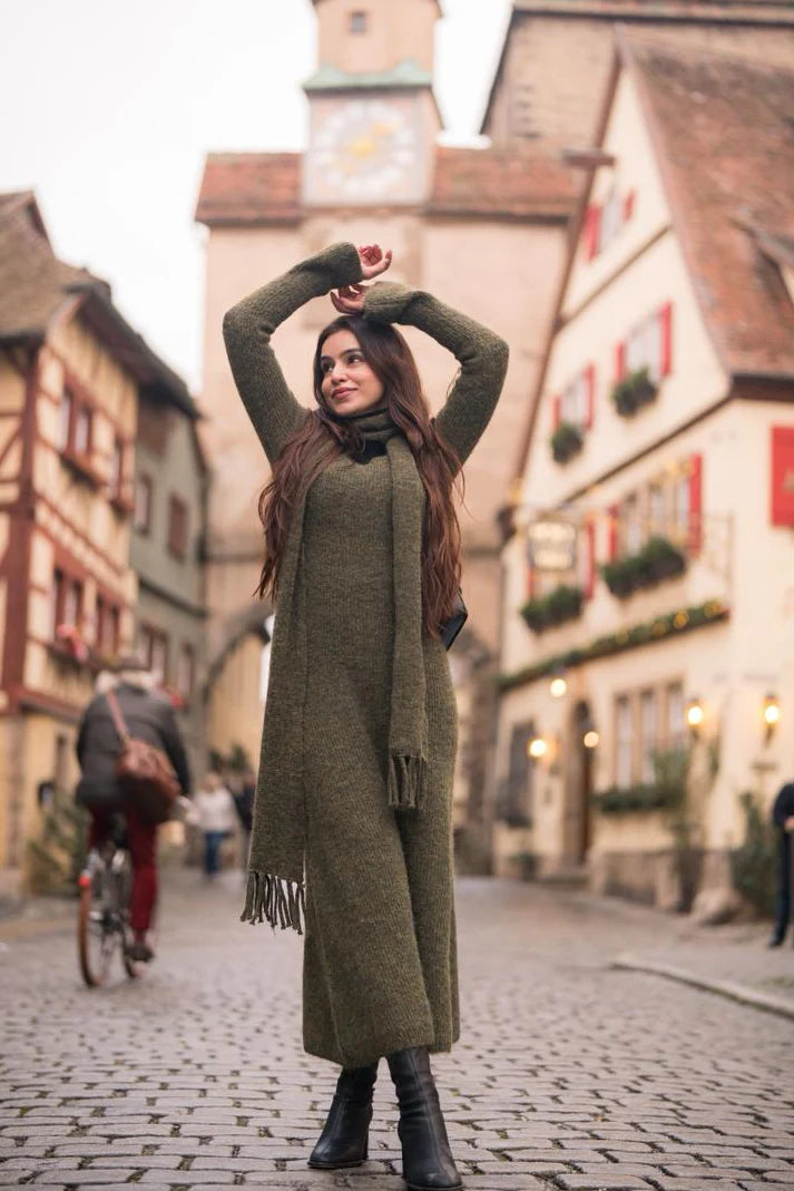 Bianca luxury Woolen Dress with Scarf – TrenBee