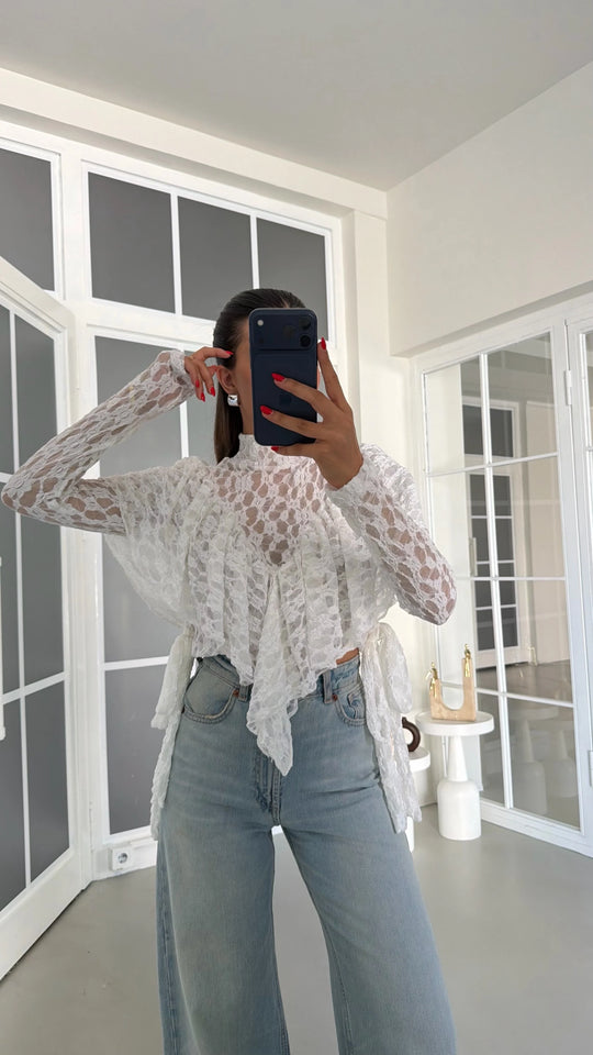 Arna Lace Blouse