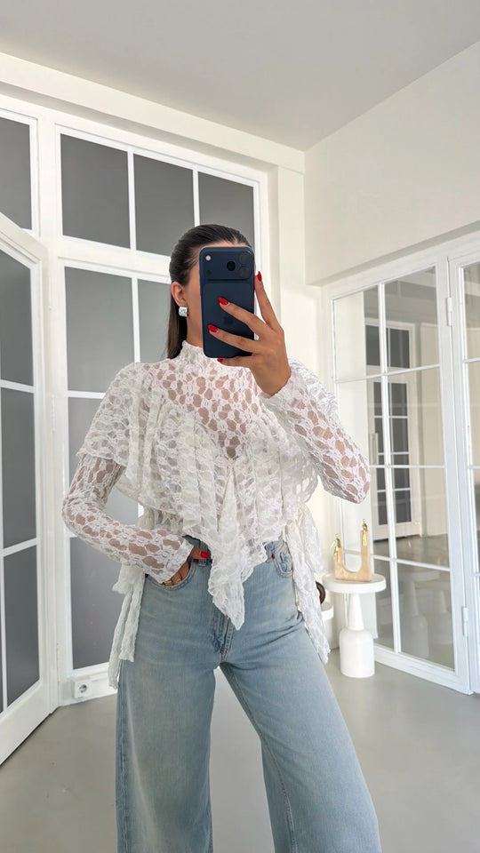 Arna Lace Blouse