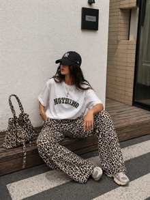 Vixen Coord Set with Tote Bag