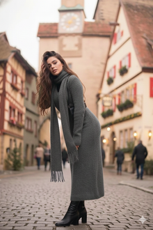 Bianca luxury Woolen Dress with Scarf