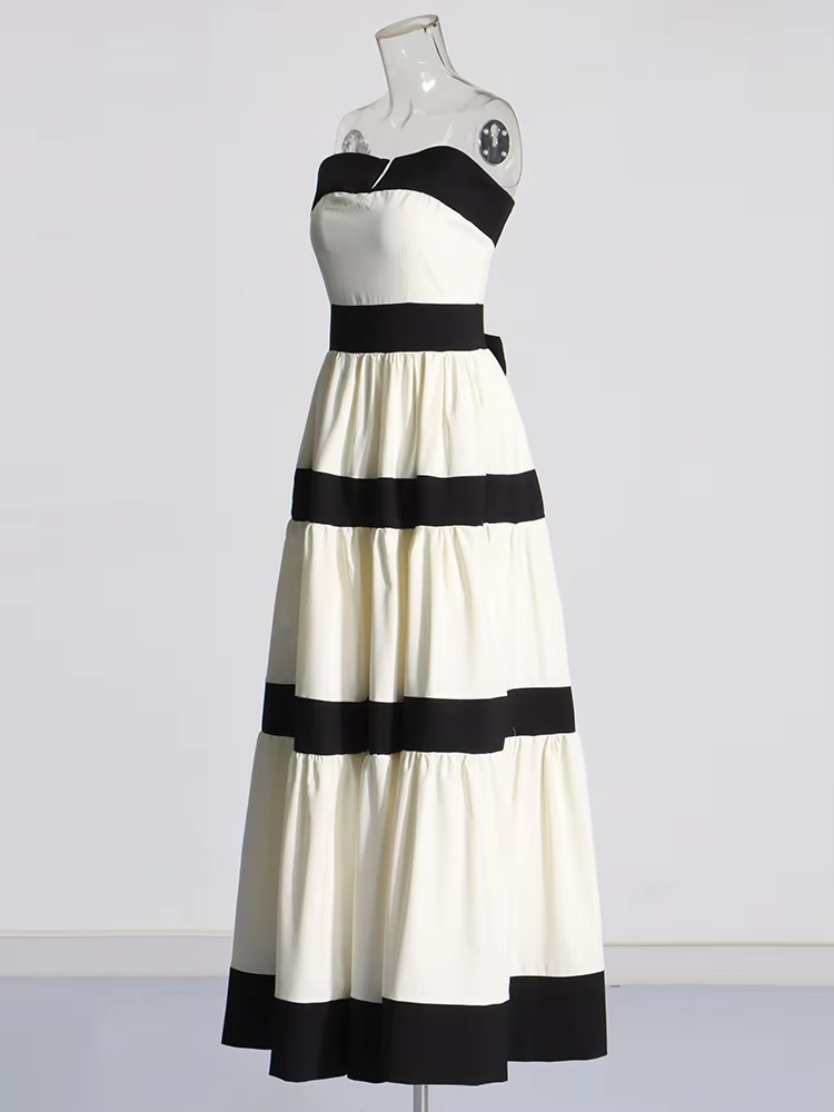 Alia Holiday Maxi Dress