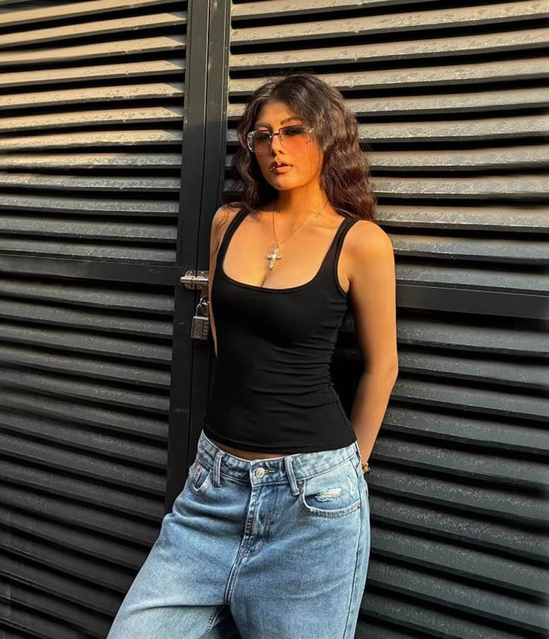 Avery Tank Top With Inbuilt Bra