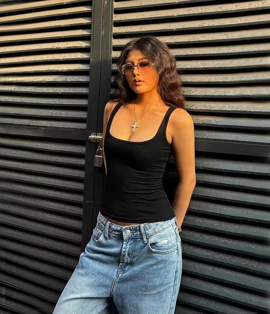 Avery Tank Top With Inbuilt Bra