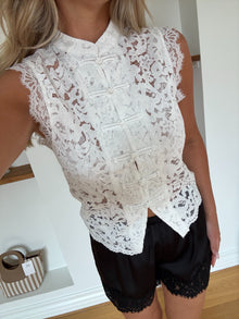 Kourtney Lace Blouse