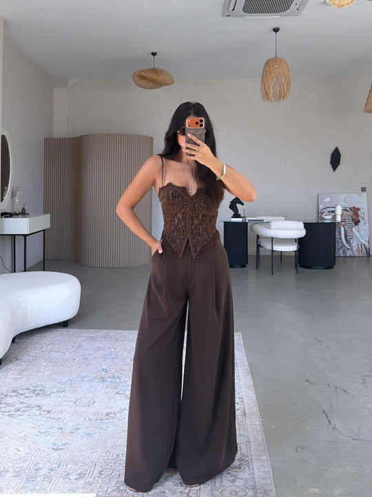 Derby Lace Corset