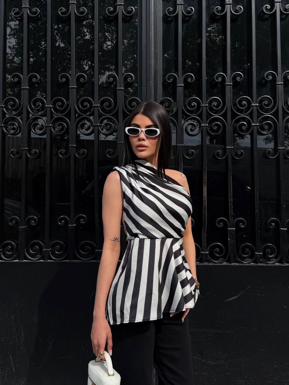 Indaze One Shoulder Striped Blouse