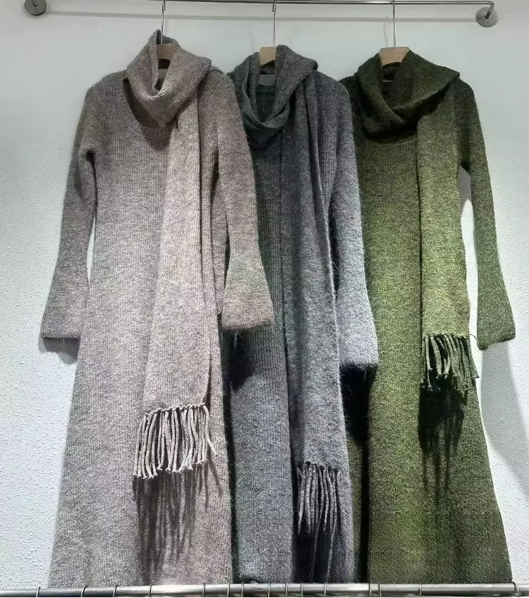 Bianca luxury Woolen Dress with Scarf