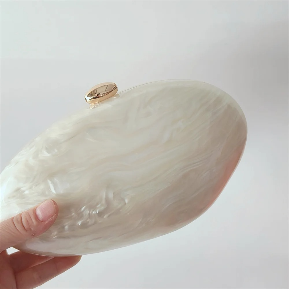 Pearl Effect Clutch