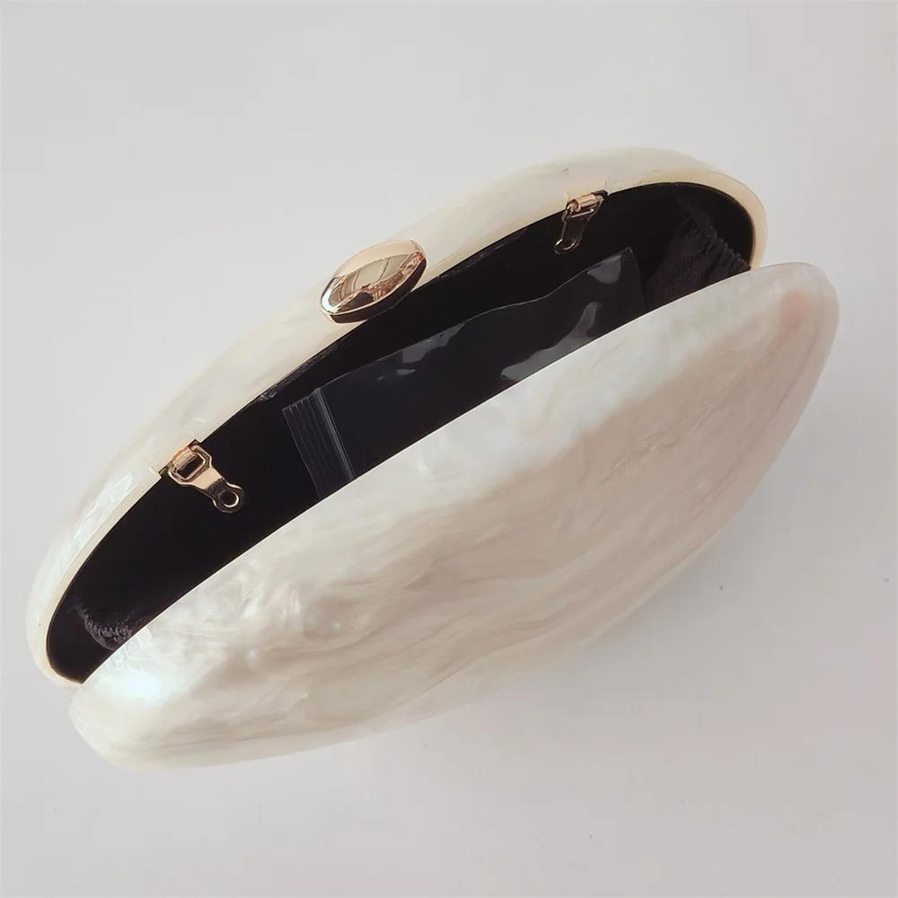 Pearl Effect Clutch