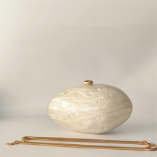 Pearl Effect Clutch