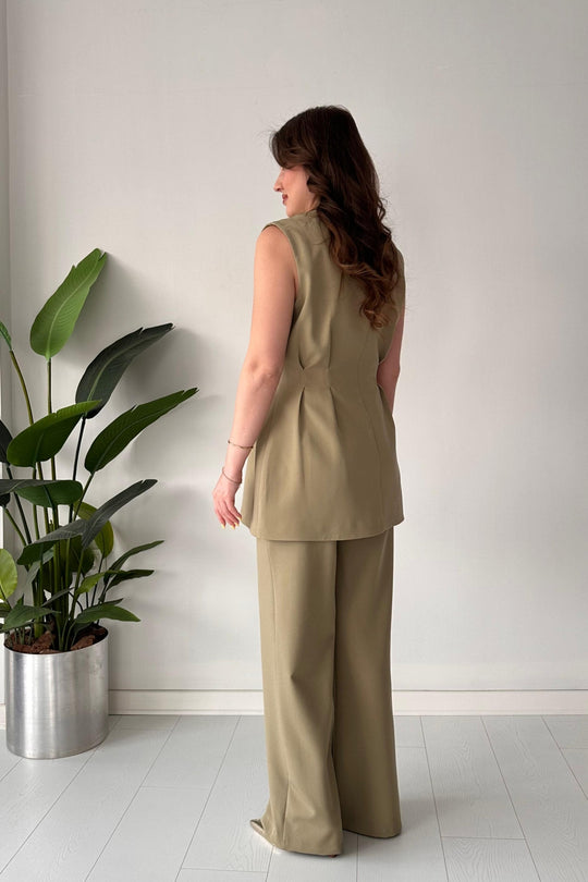 Rubeya Coordinated Set