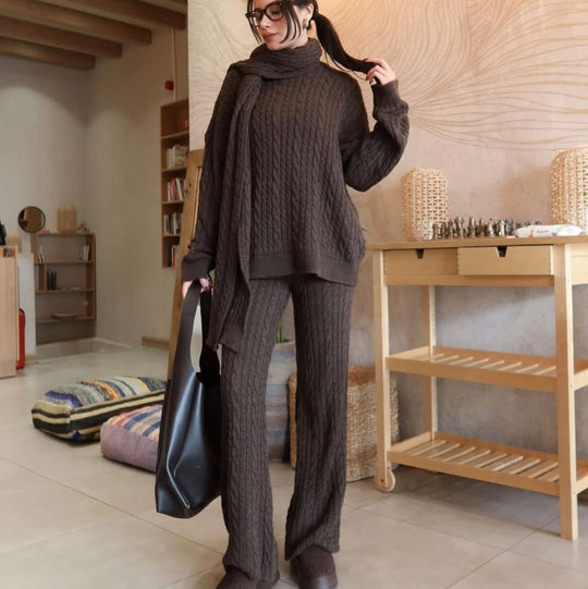 Avery Luxury TrackSets with Scarf