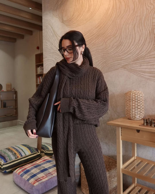 Avery Luxury TrackSets with Scarf