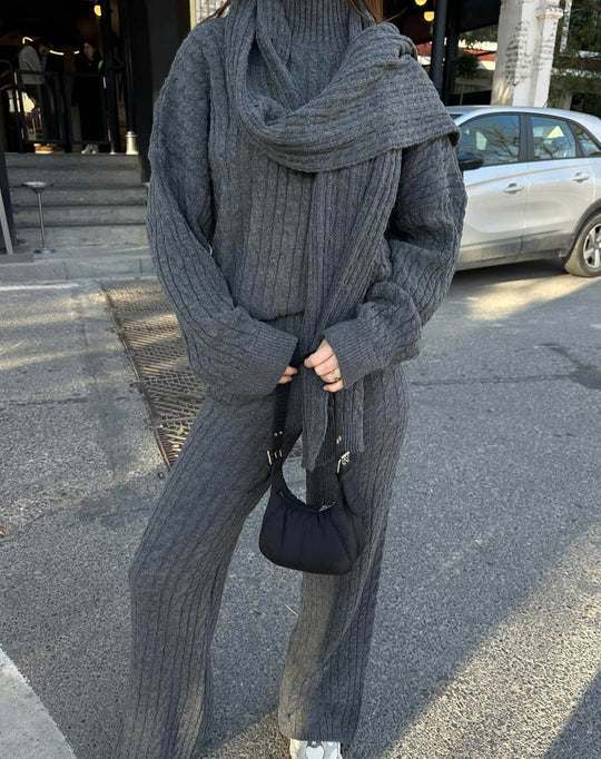 Avery Luxury TrackSets with Scarf