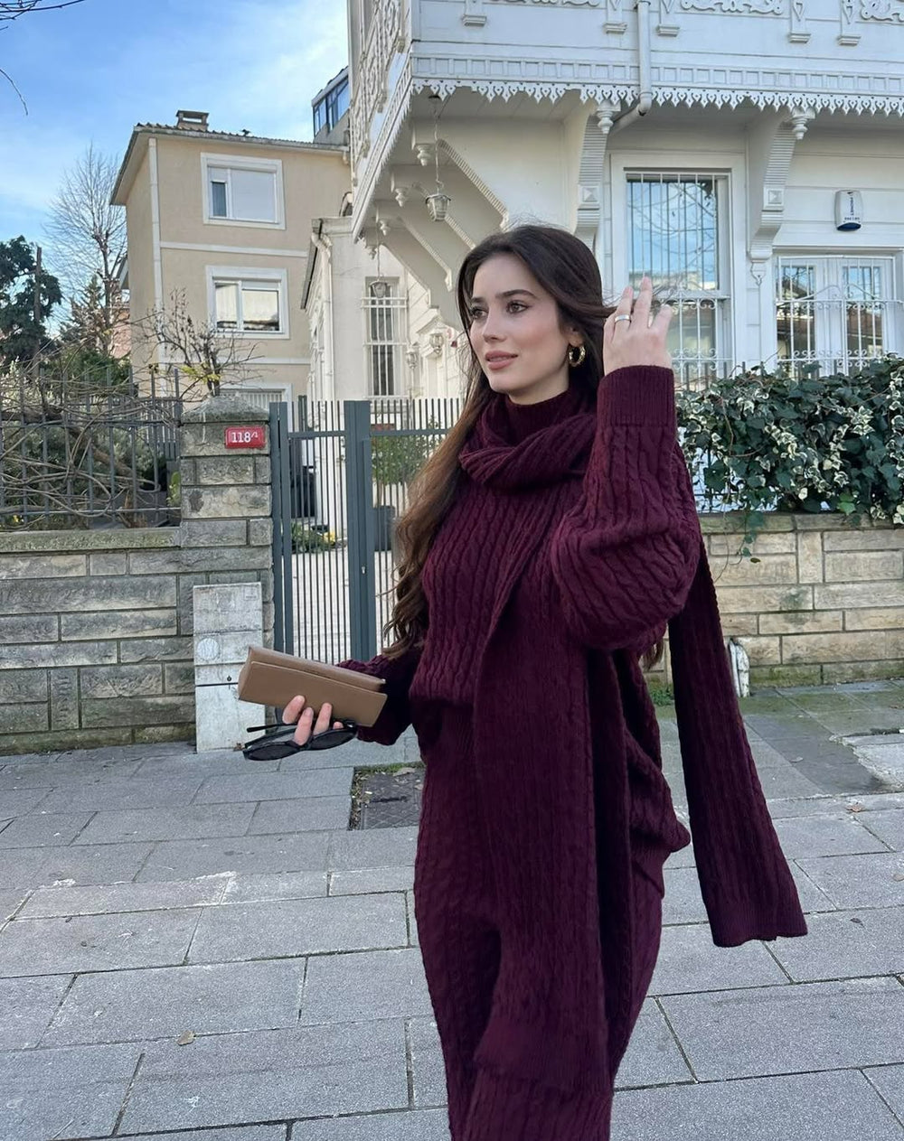 Avery Luxury TrackSets with Scarf