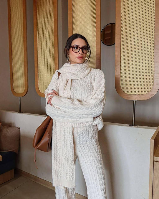 Avery Luxury TrackSets with Scarf