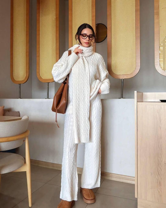 Avery Luxury TrackSets with Scarf