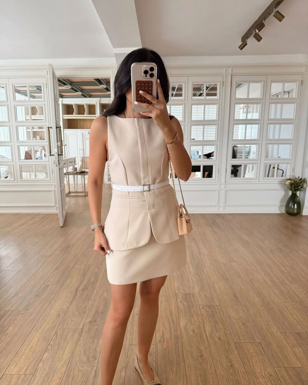 Dia Coordinated Set with Belt