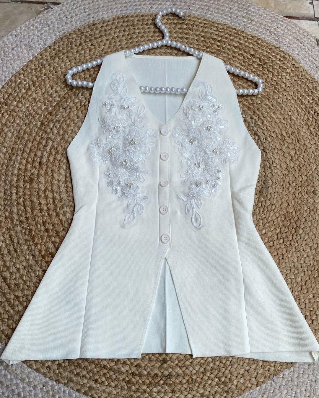 Saisha Embroidered Blouse