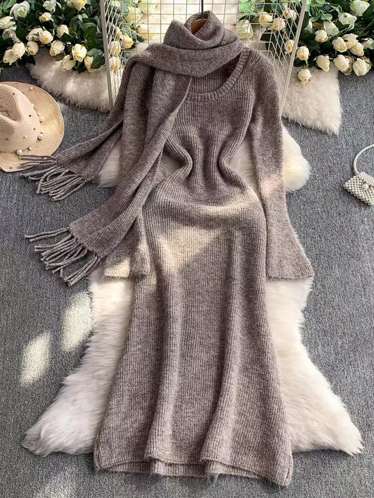 Bianca luxury Woolen Dress with Scarf