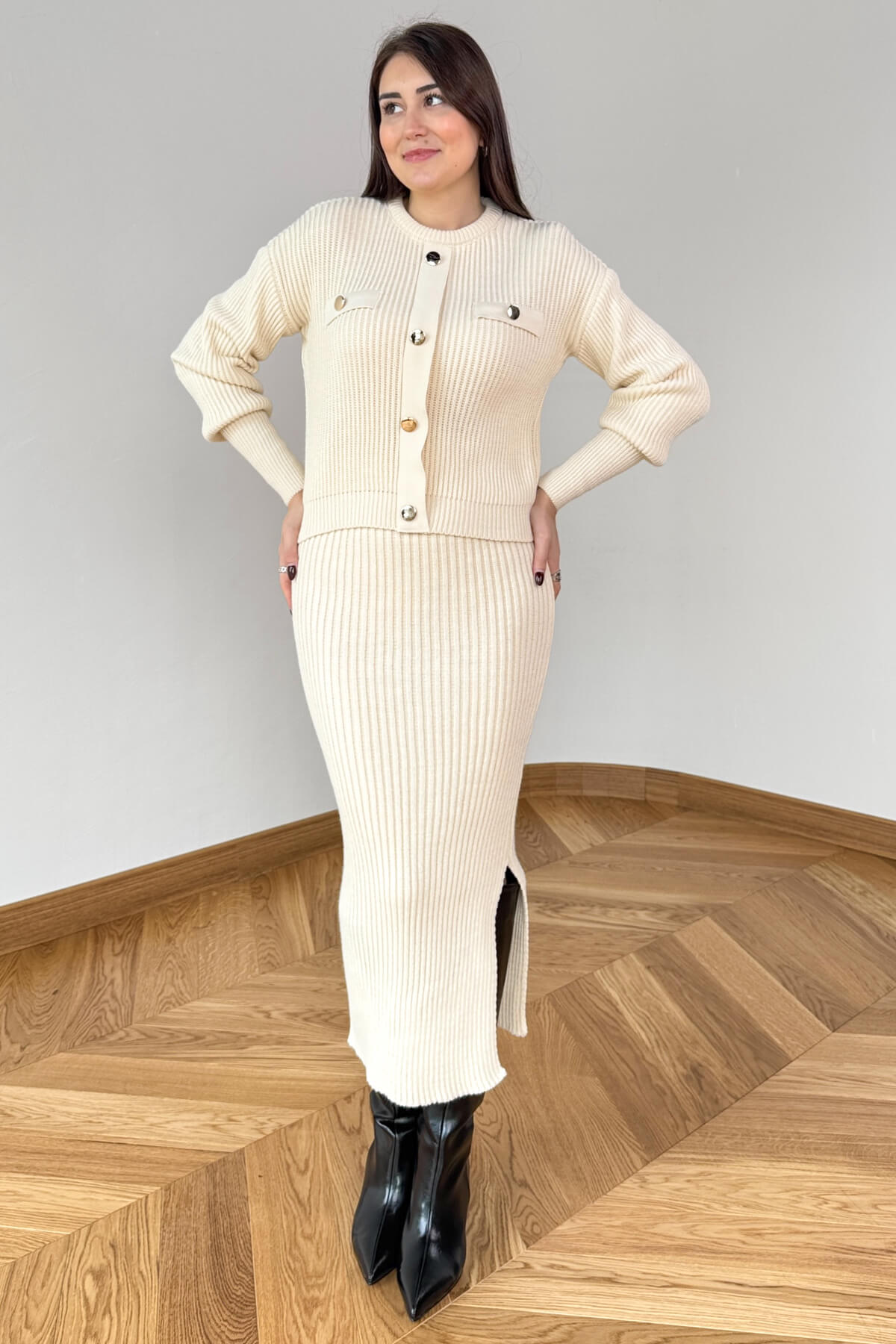 Kira  Luxury Coordinated Set with Skirt