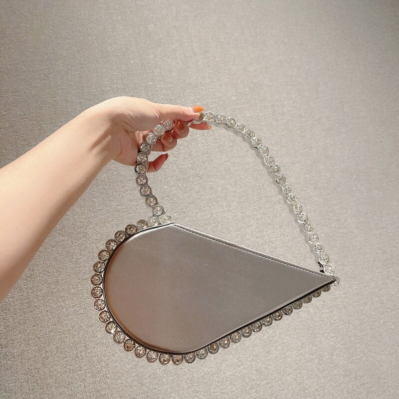 Luxury Rhinestone Hollow Heart Clutch