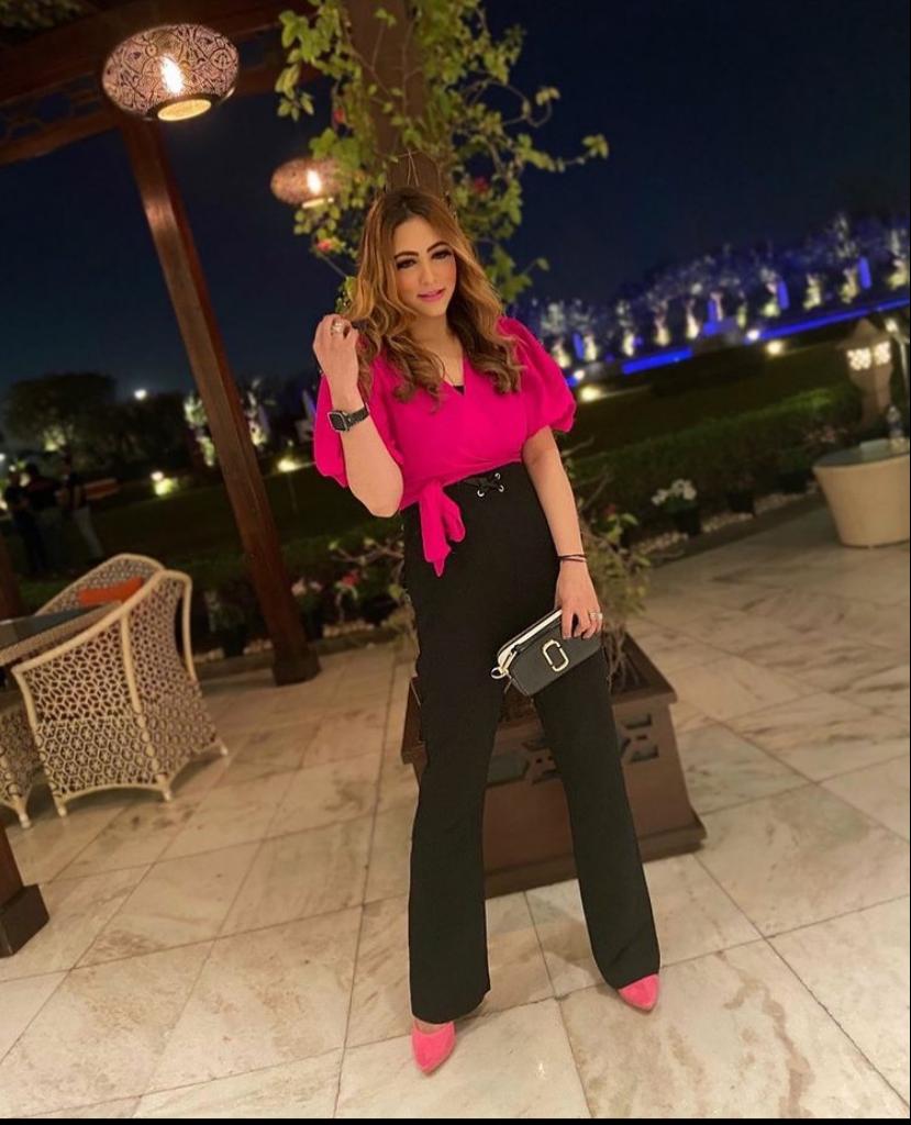 Carol Wrap Around Top