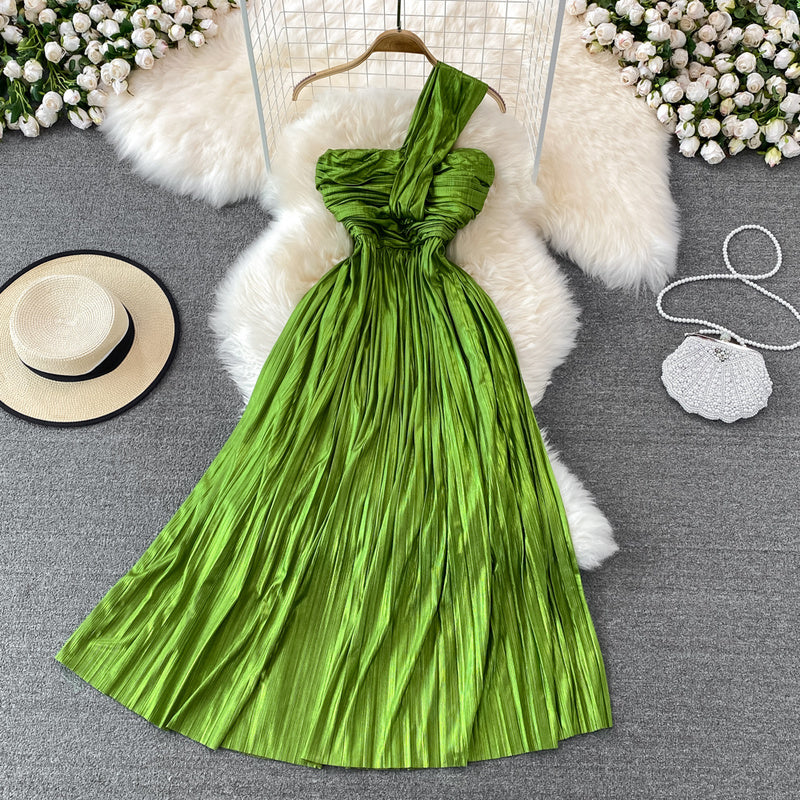 Darcy Halter Neck Strapless Pleated Dress – TrenBee