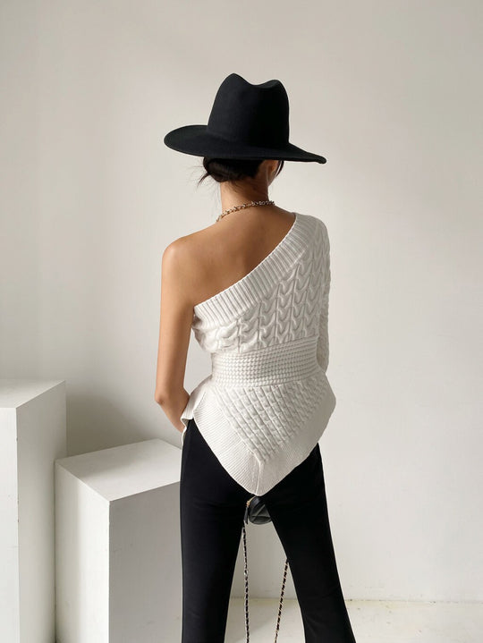 Pamella One shoulder knit Sweater