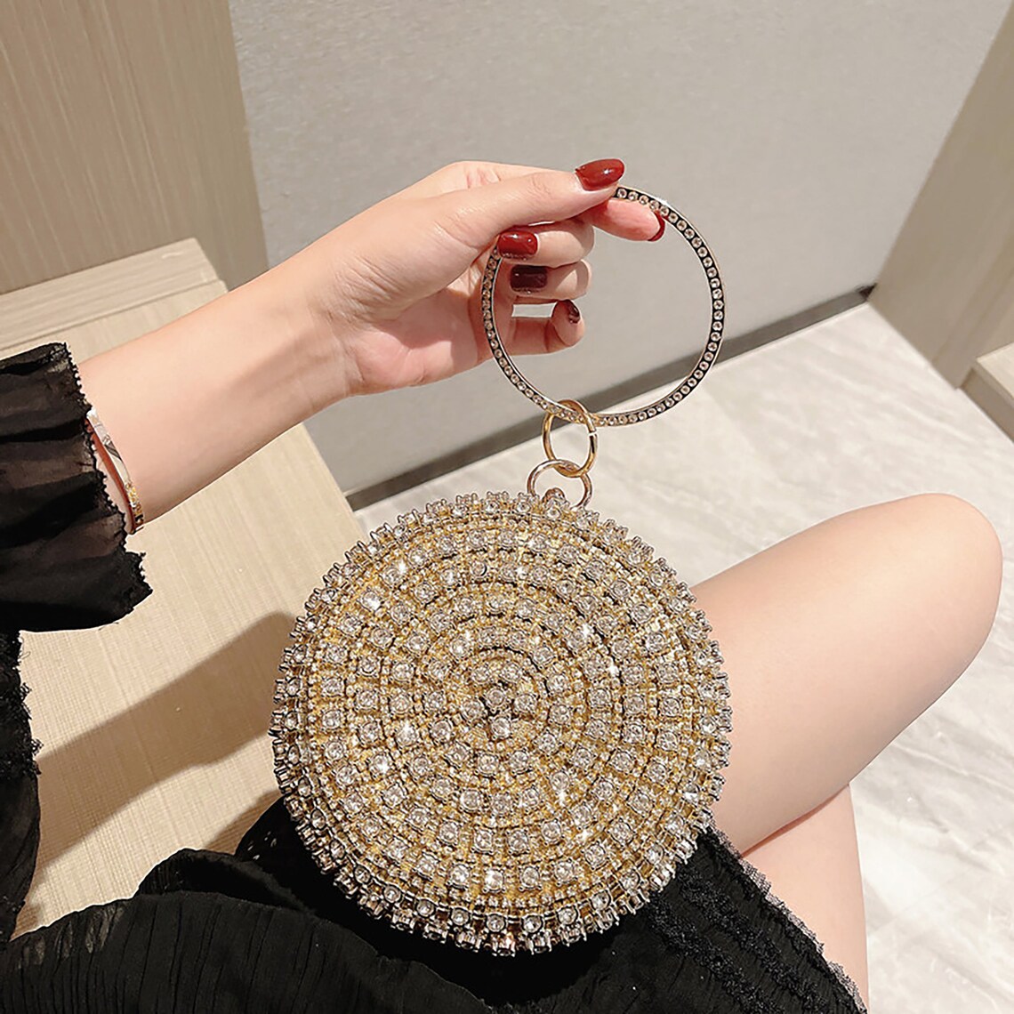 Sphere 3D Clutch with Shoulder Chain