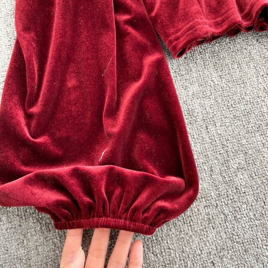 Hillary Long Sleeves Velvet Padded Blouse with Chain Detailing